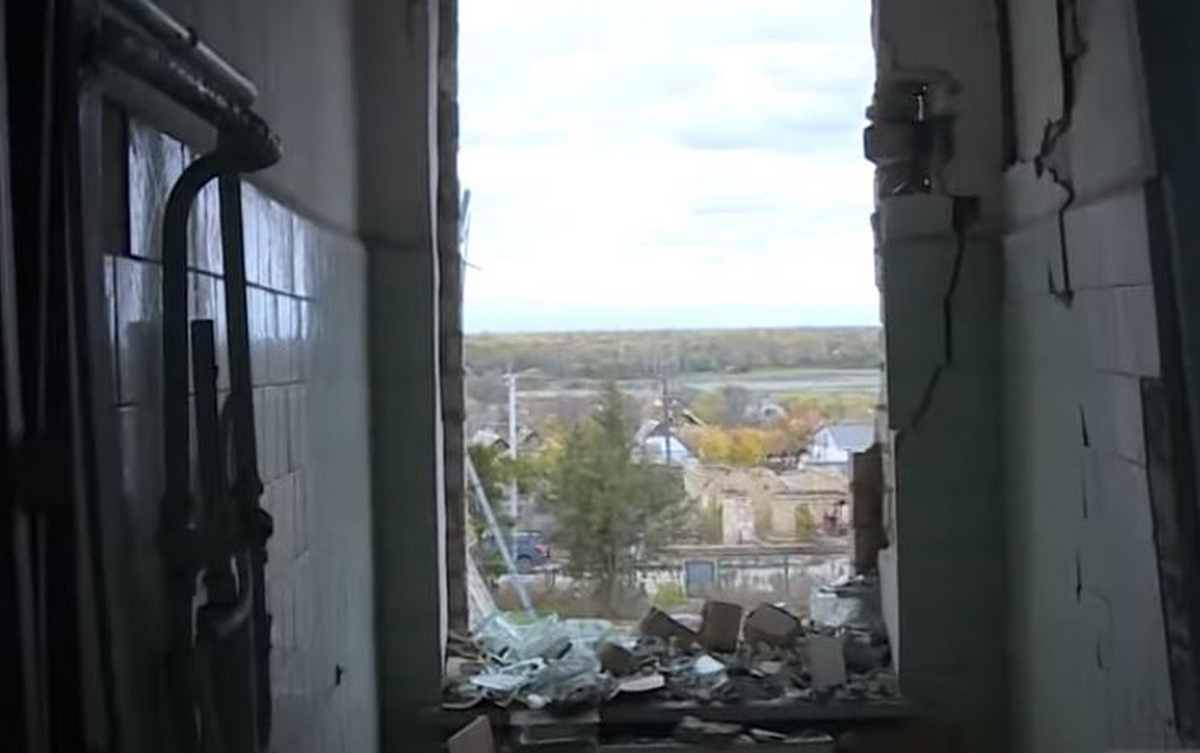 «Простите нас, это все сверху»: Любимівка на Херсонщині геть розбита, село оговтується від окупації (відео)