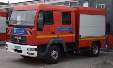 Нікополь отримав пожежну машину та карету швидкої допомоги від благодійників