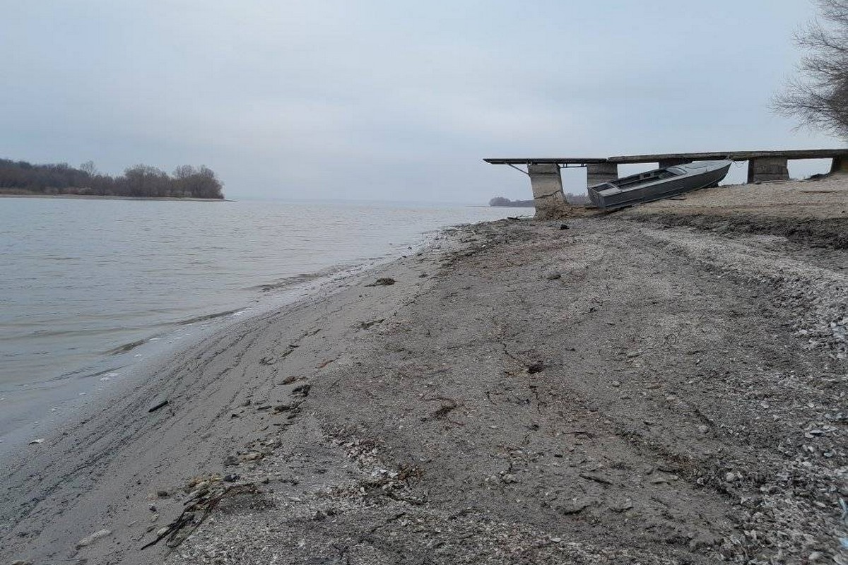 Рівень води у Каховському водосховищі знижується, а росіяни поширюють фейки (фото)