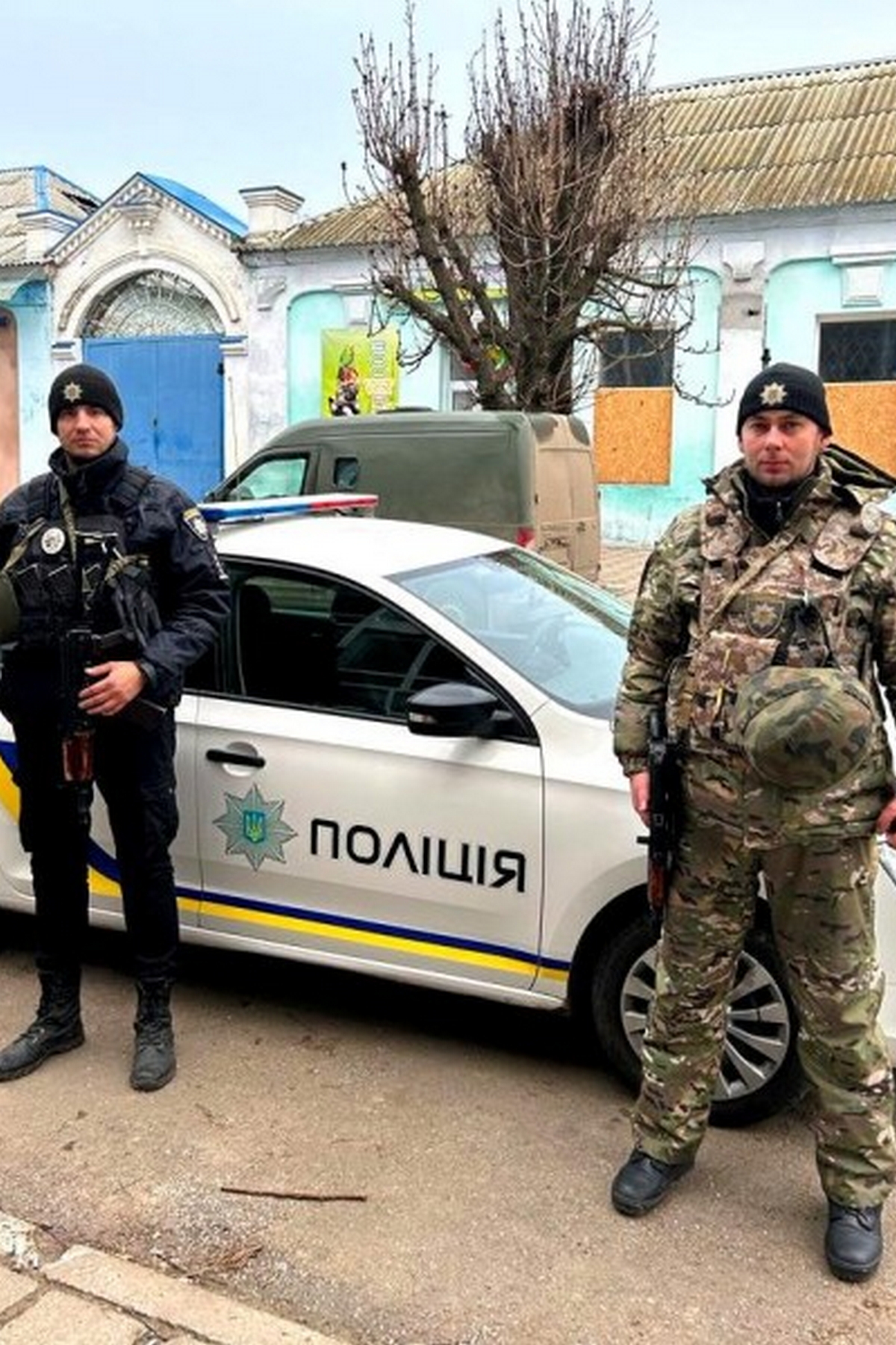 Люди вже стікали кров’ю: поліцейські з Дніпропетровщини врятували поранених на Херсонщині