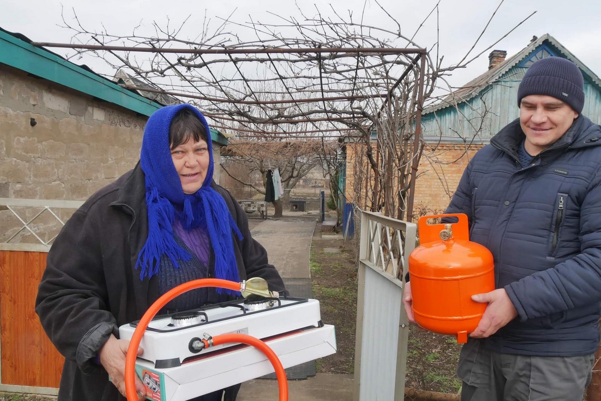 У Покрові роздадуть 160 комплектів газових плит з балонами (фото)