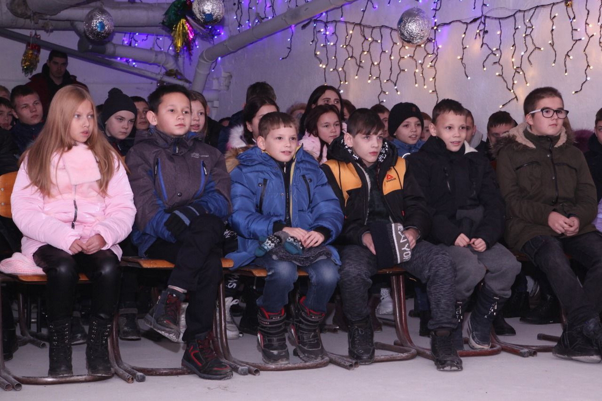 8 січня в Томаківській ТГ пройшов новорічний концерт для дітей з трьох громад (фото)