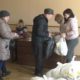 Нікополь отримав продуктові набори: кому їх роздаватимуть (відео)