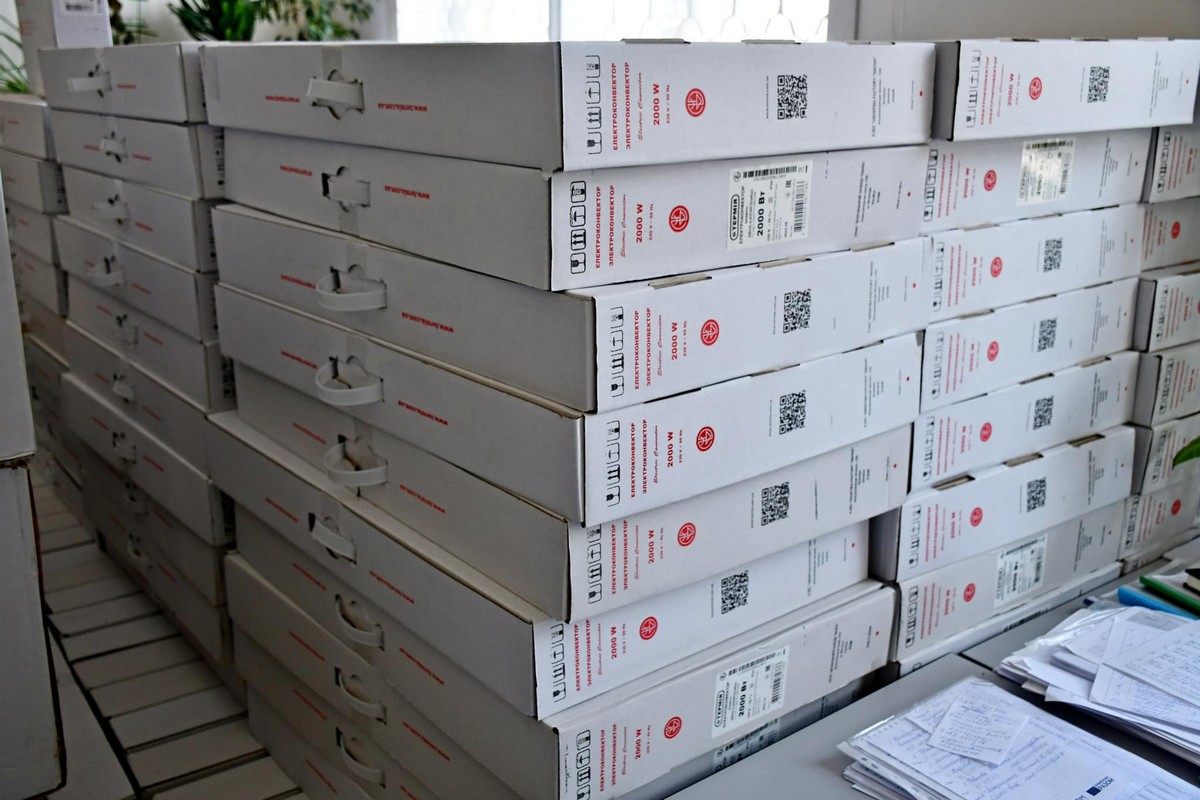 Нікополь отримав від благодійників 500 електрообігрівачів: кому їх роздали