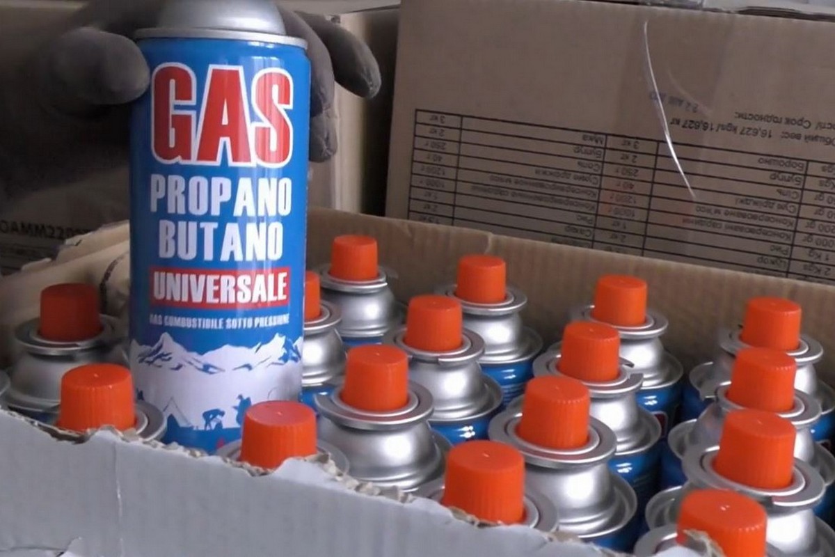 Гуманітарна допомога у Нікополі – отримано газові плити з балонами, продуктові і гігієнічні набори