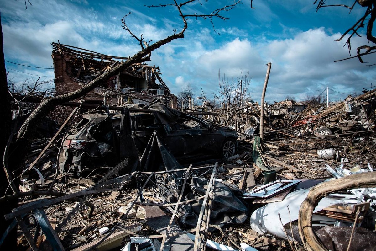 60 понівечених будинків у Павлограді: моторошні фото наслідків ракетного удару