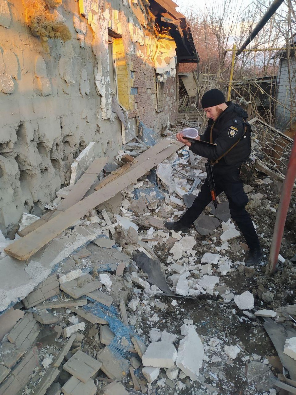 У поліції розповіли про наслідки обстрілів Нікопольщини 22 лютого