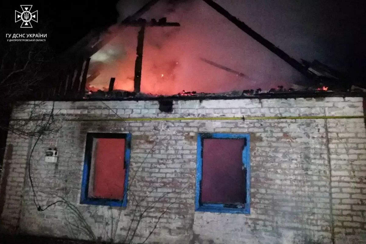 На Нікопольщині 6 березня згорів житловий будинок (фото)
