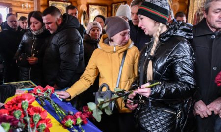 Нікополь 30 березня провів у останню путь загиблого Героя (фото)