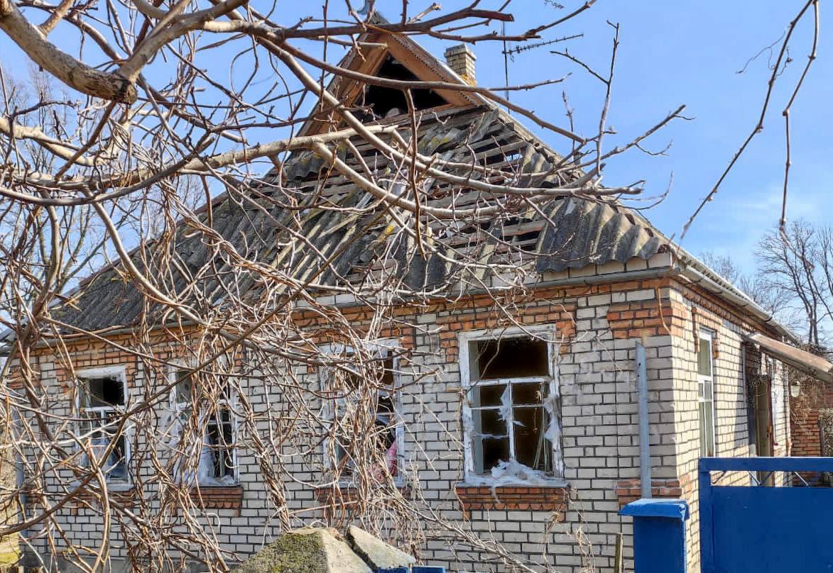 4 березня ворог обстріляв три громади на Нікопольщині: загинули люди, зруйновано будинки