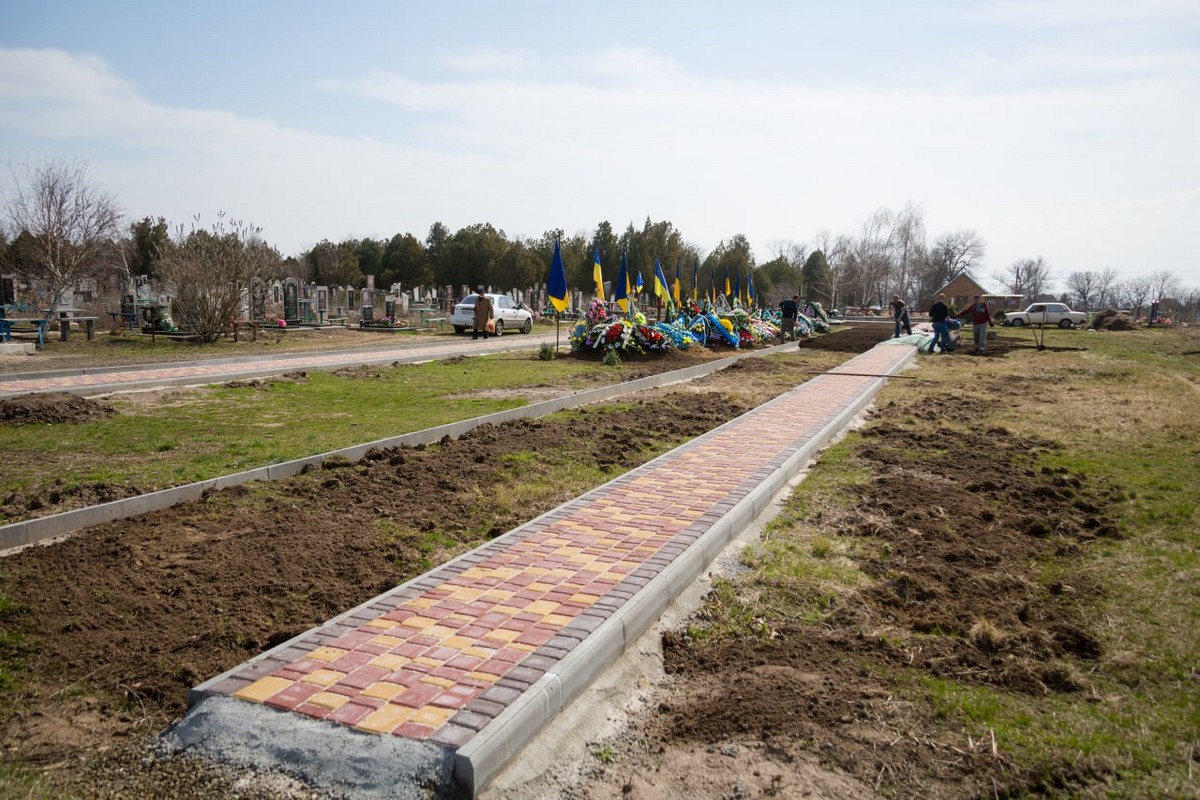 У Червоногригорівці будують Алею слави біля місця поховання Героїв-захисників