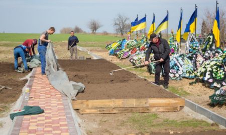 У Червоногригорівці будують Алею слави біля місця поховання Героїв-захисників