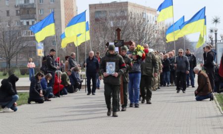 У Покрові 24 березня провели в останню путь загиблого Героя