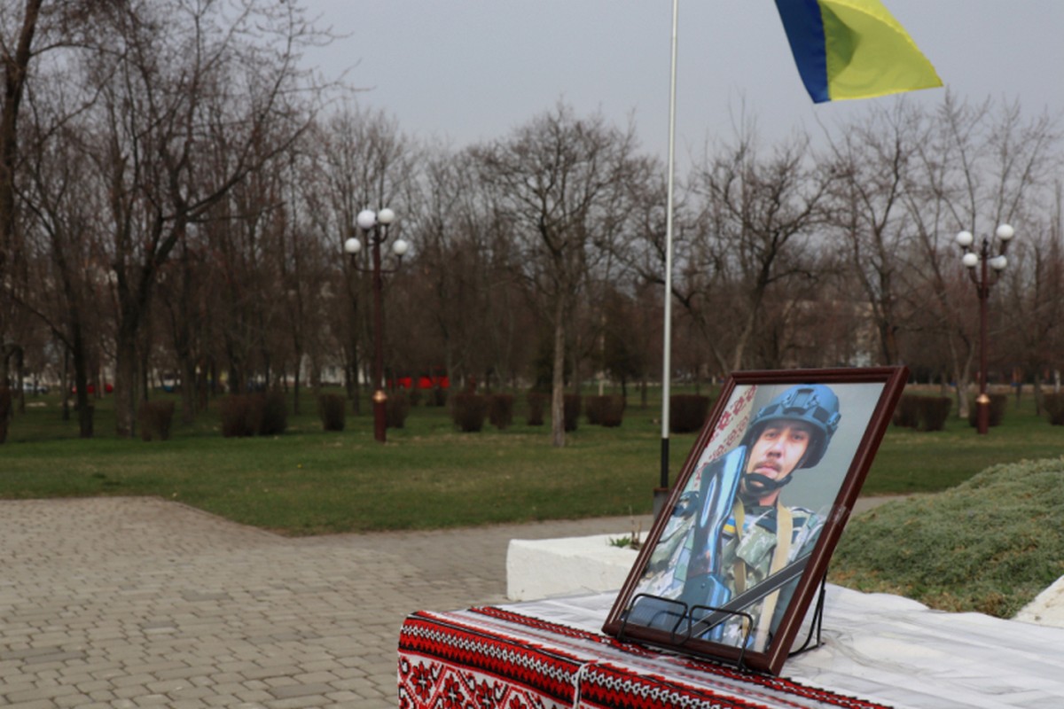 У Покрові 24 березня провели в останню путь загиблого Героя