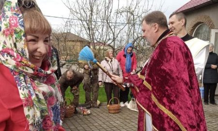 «Дякуємо, що прийшли до єдиного храму ПЦУ у Марганці» - священник звернувся до парафіян