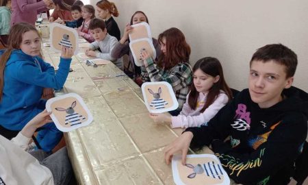 Діти та війна: під час весняних канікул для школярів проводили арт-терапевтичні майстер-класи