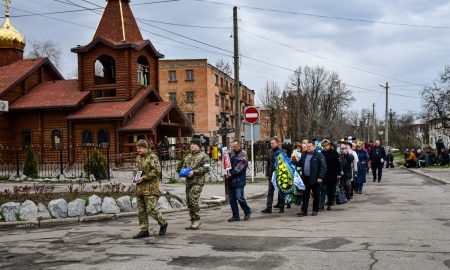 У Нікополі 5 квітня провели в останню путь Захисника (фото)