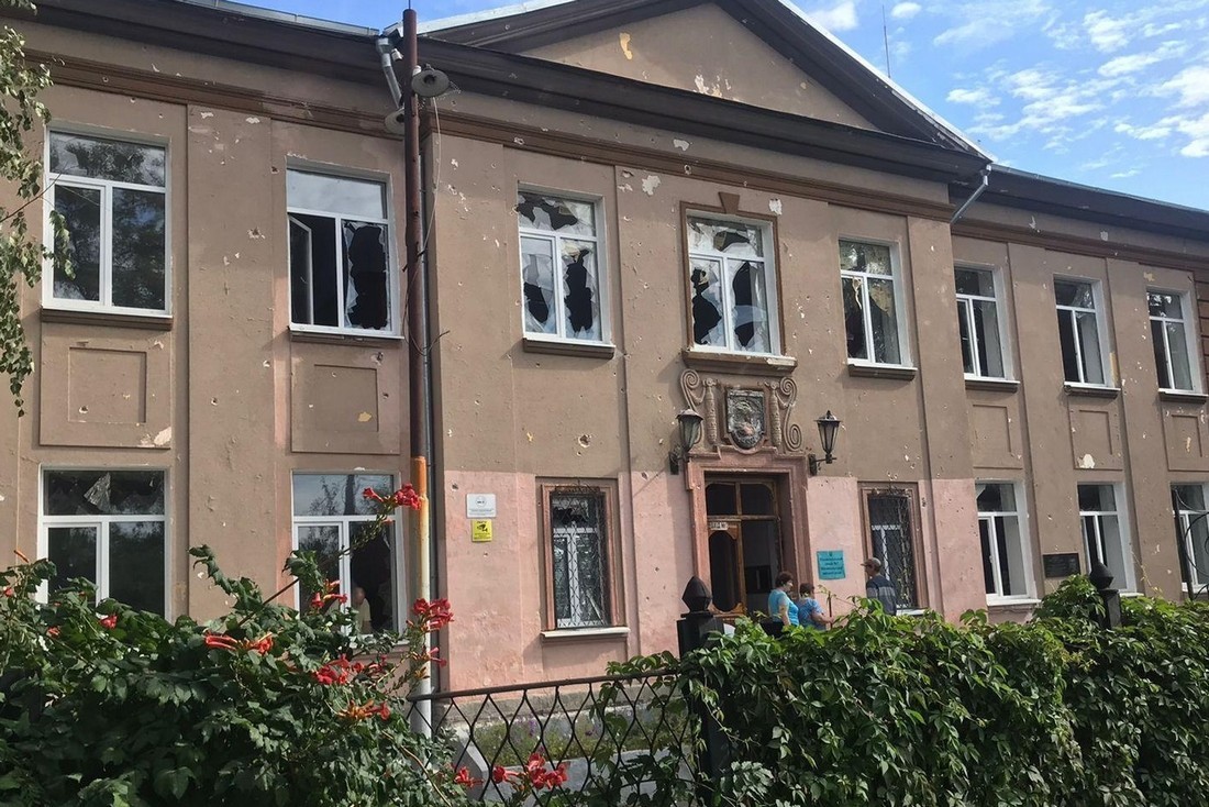 На Дніпропетровщині зруйновано або пошкоджено 129 закладів освіти