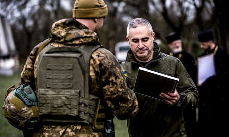 На Дніпропетровщині відзначили захисників, які повернулися з Бахмутського напрямку (фото)