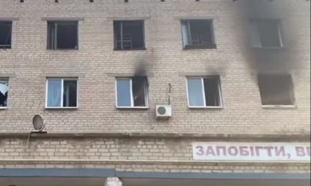На Дніпропетровщині пошкоджено пожежну частину і постраждав рятувальник внаслідок удару рф (відео)
