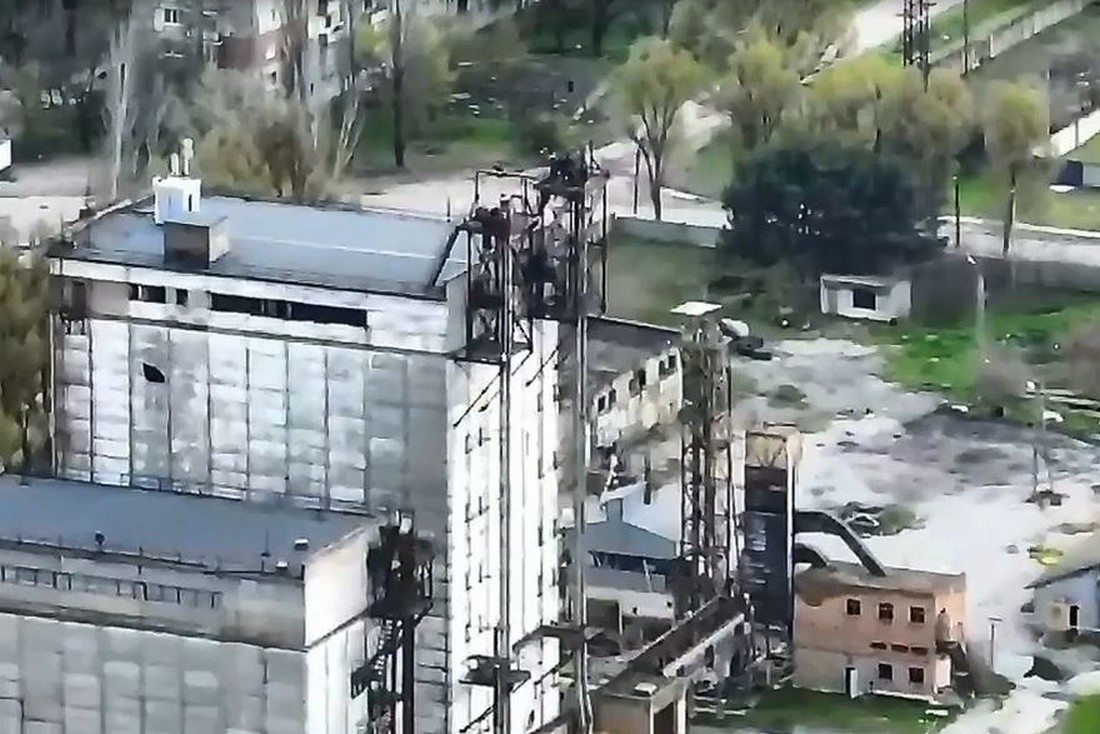 Оприлюднено відео знищення засобу корегування ворожої арти у кам'янці-дніпровській