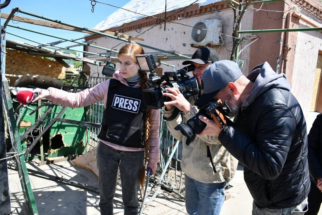 У Нікополі побували журналісти телеканалів «Інтер», СТБ та Суспільне: побачили місця ворожих атак