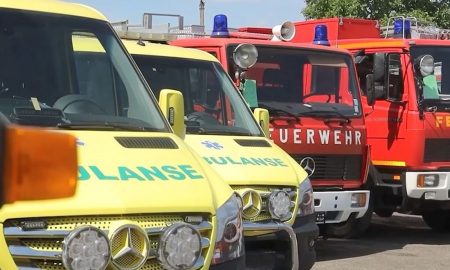 Надзвичайникам Дніпропетровщини передали 30 одиниць рятувальної техніки і піротехнічний автомобіль