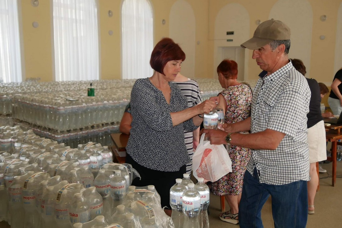 В Покрові сьогодні почали роздавати воду: що відомо