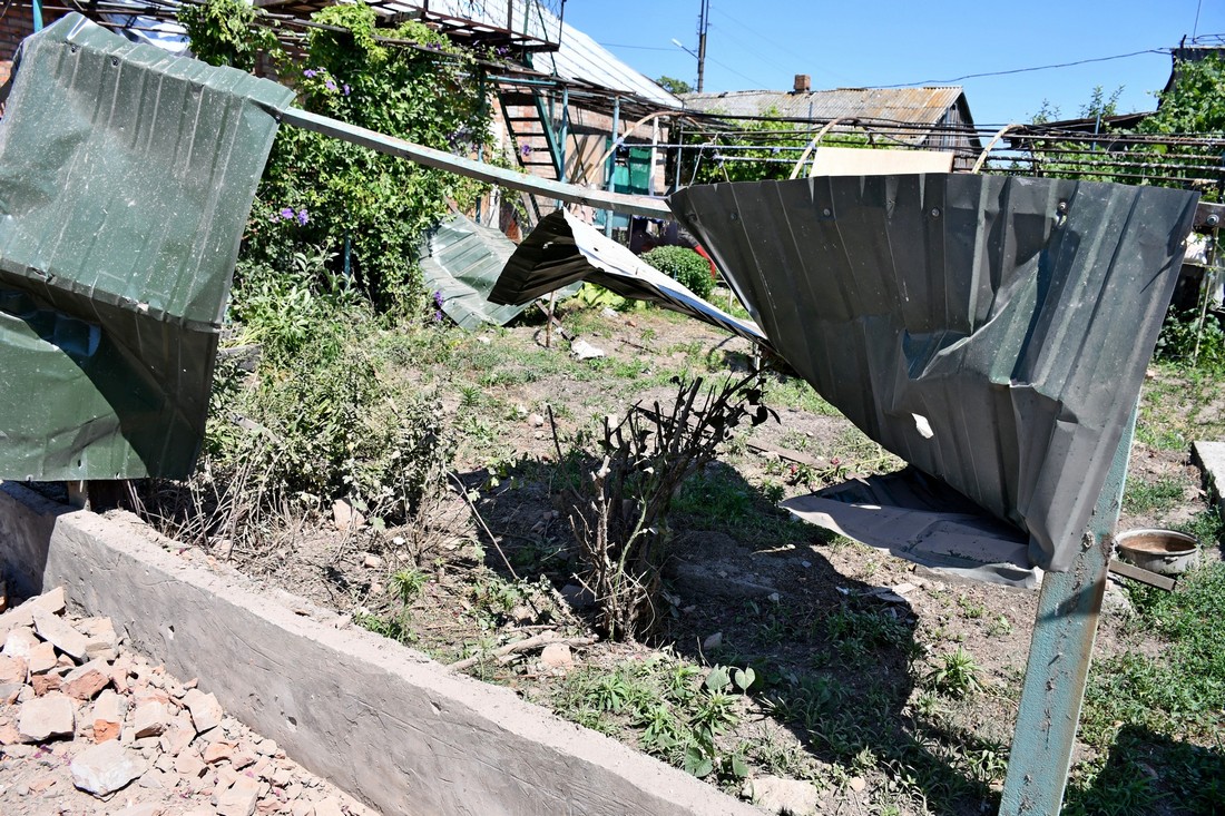 У Нікополі оперативно усували наслідки ворожого обстрілу 20 червня (ФОТО)