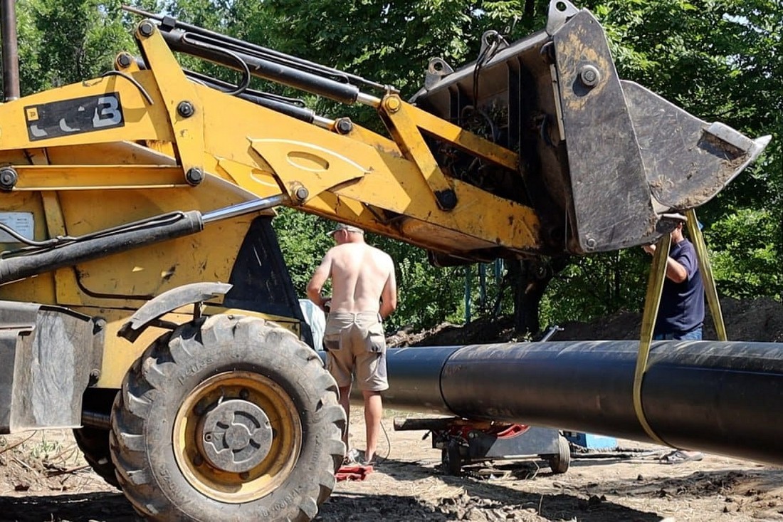 У Марганці вже монтують трубопровід, по якому невдовзі потече довгоочікувана вода – мер