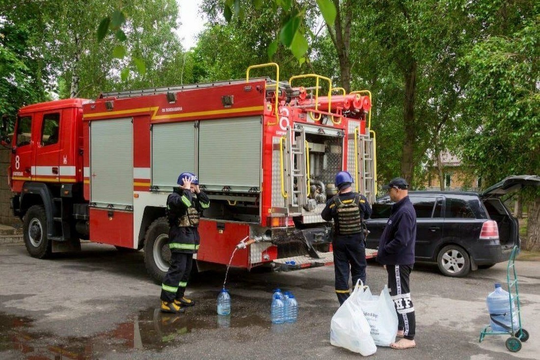 Нікополь отримає ще 15 водовозів від шести областей України (фото)