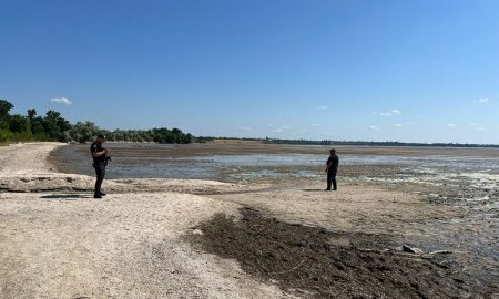 За незаконні розкопки будуть карати: застереження поліції щодо виходу на берег Каховського водосховища