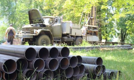 У Марганці бурять вже третю свердловину (фото)