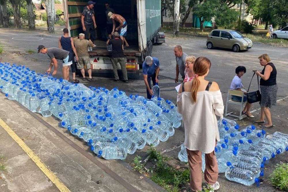 11 фур привезли воду до Нікопольщини і Криворіжжя