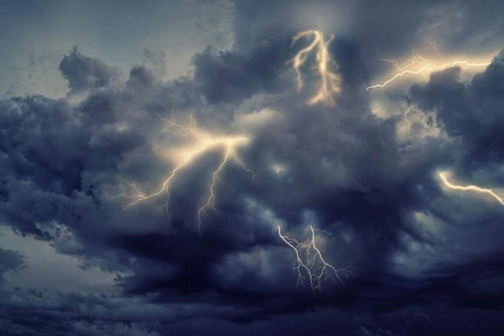 На Дніпропетровщині знову оголосили штормове попередження 28 липня