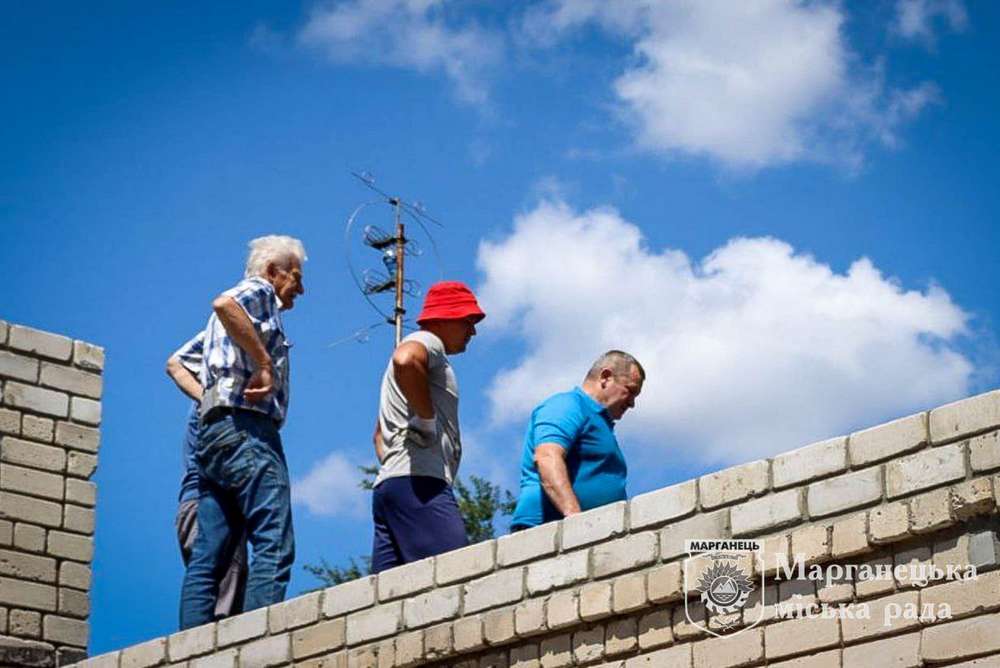 В Марганці тривають