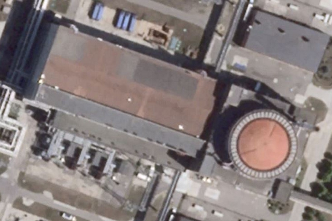 Супутник зафіксував невідомі предмети на даху ЗАЕС (відео)
