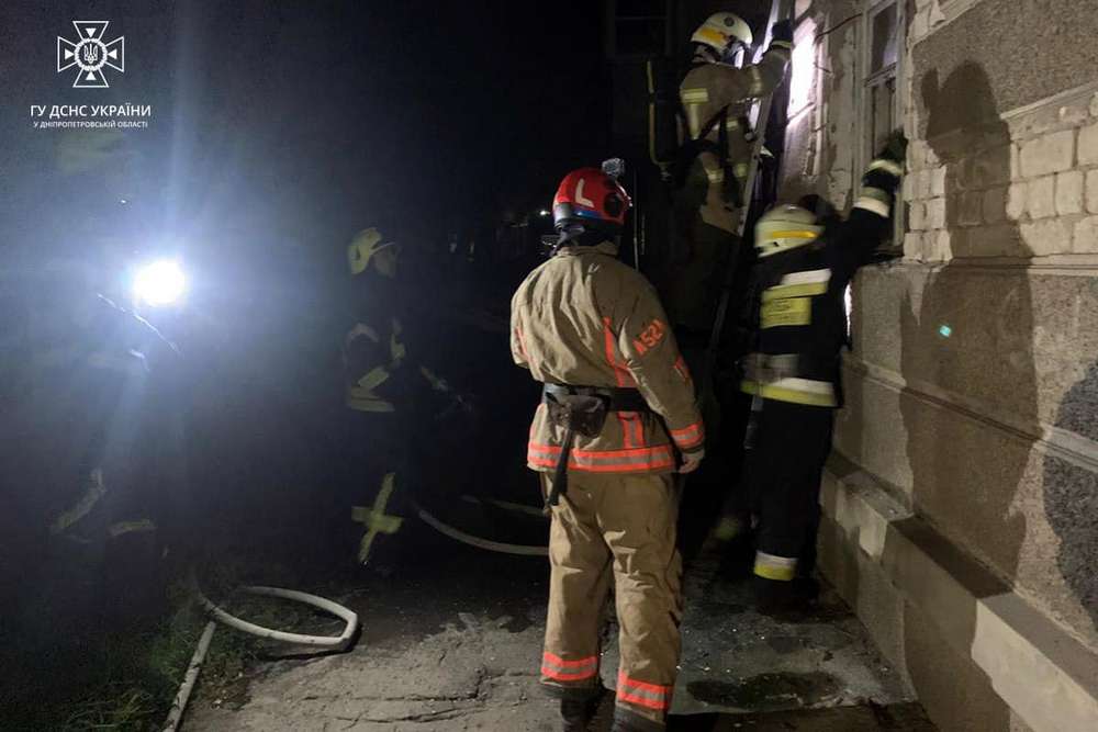 «Не змогли відкачати»: на Дніпропетровщині сталася смертельна пожежа
