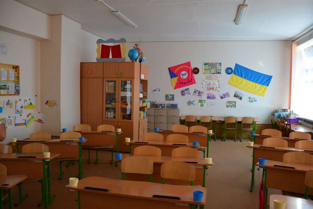 У Томаківській громаді провели опитування щодо форми навчання школярів у 23-24 роках: результати