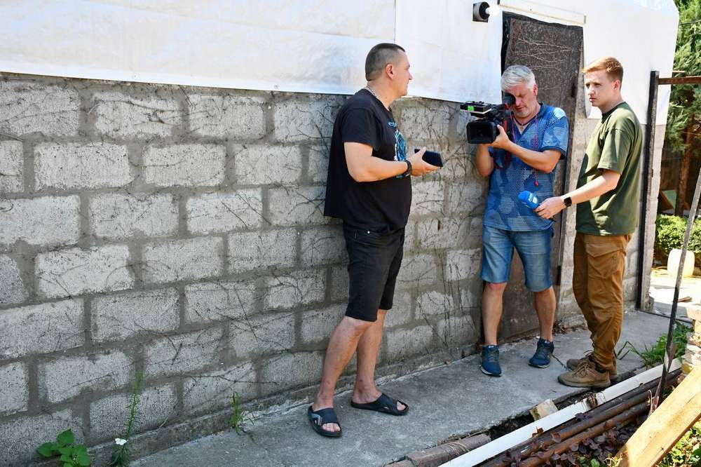 «Більшість кажуть, що не збираються їхати з міста»: Нікополь відвідали журналісти і поспілкувалися з мешканцями
