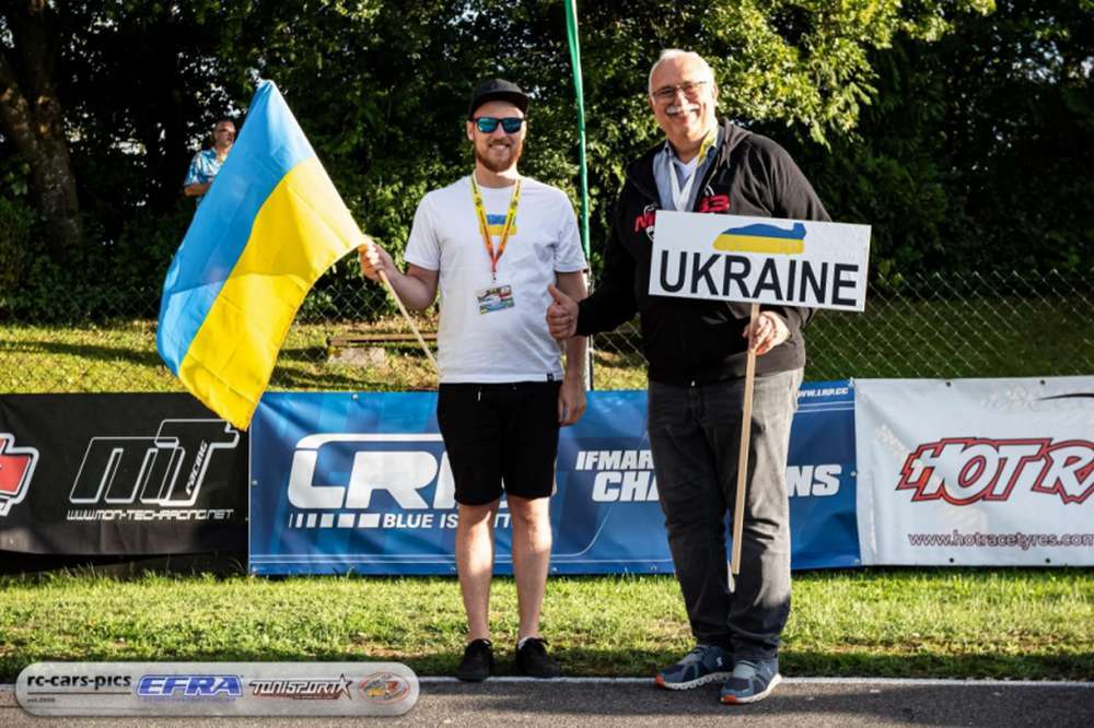 Викладач з Покрова Володимир Томілов – тренер української збірної з автомодельного спорту!