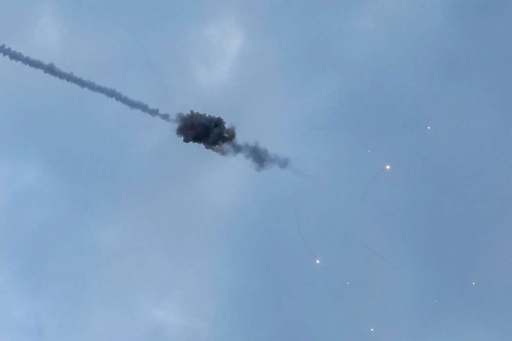 У Кривому Розі лунали вибухи під час повітряної тривоги: ППО уразили ціль