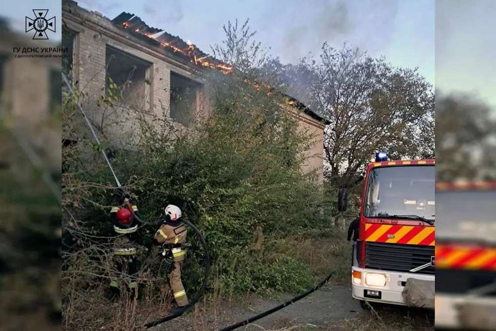 nikopolskij rajon nadzvichajniki zagasili pozhezhu v budivli shho ne ekspluatuyetsja 201192d