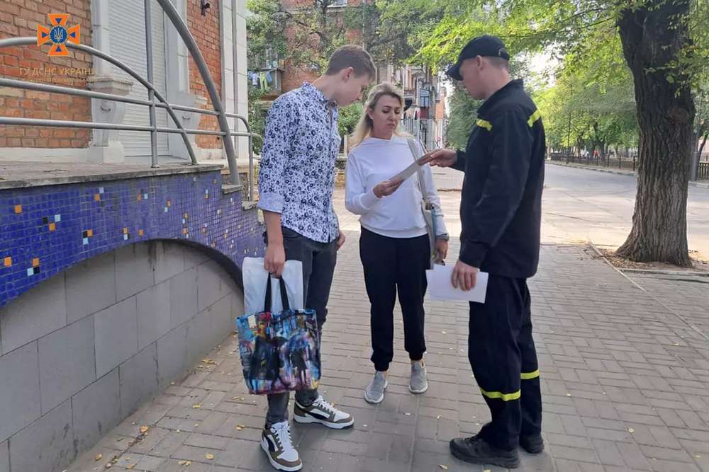 Мешканцям Нікополя розповіли, як діяти, якщо знайшли вибухівку