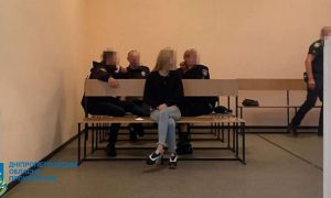 Зґвалтувала 2-річну доньку і розбещувала 1-річну – жахливі подробиці про затримання у Кривому Розі