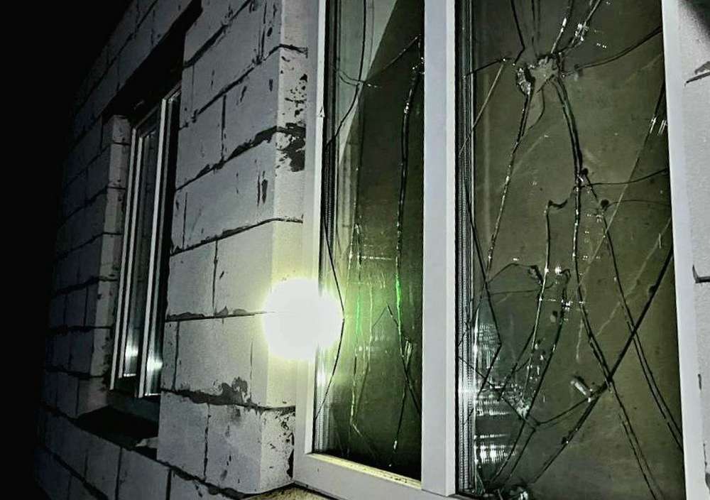 Ракетна атака і обстріли Нікопольщини вночі 16 жовтня: побиті релігійні об’єкти, кафе, магазини