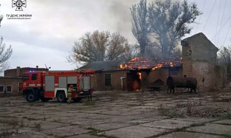 У Марганці 3 листопада горіла будівля, що не експлуатується (фото)