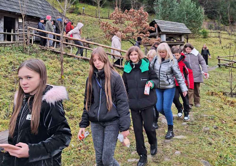 Як нікопольські діти відпочили на Закарпатті: фото