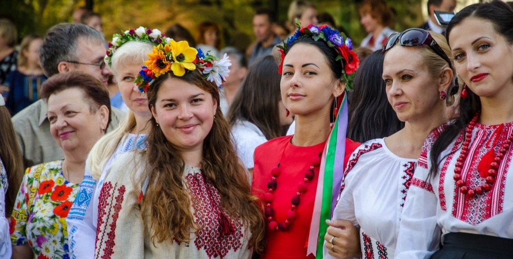 На Дніпропетровщині серед молоді проводять опитування: як долучитися