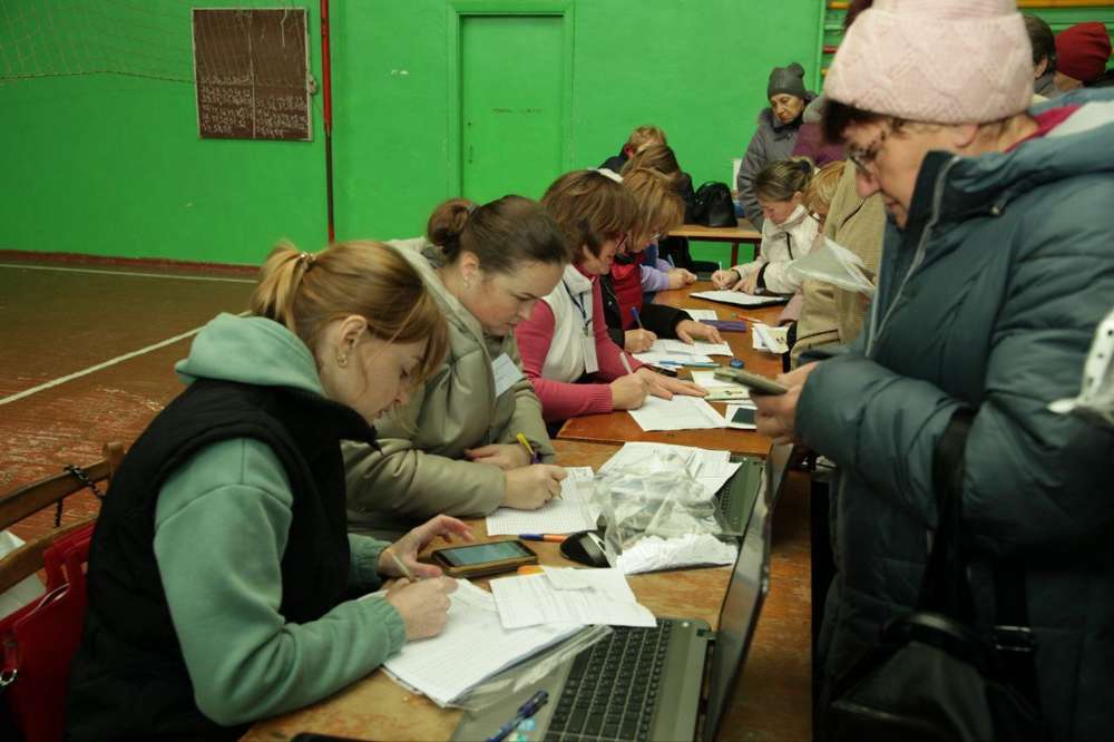 Яку гуманітарну допомогу отримали мешканці Нікопольщини на цьому тижні, розповів Євтушенко (фото)